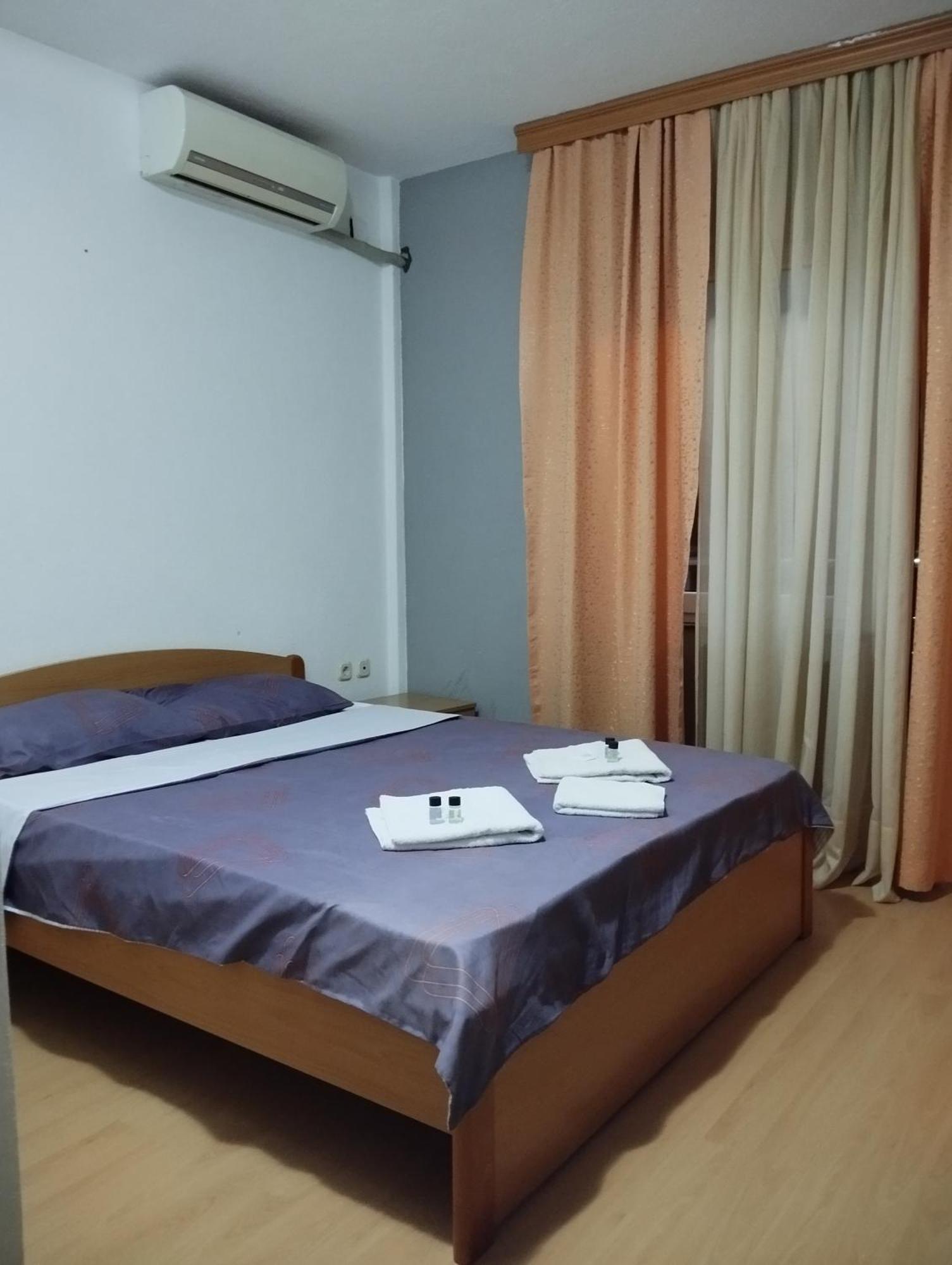 Hotel Ariston Struga Buitenkant foto