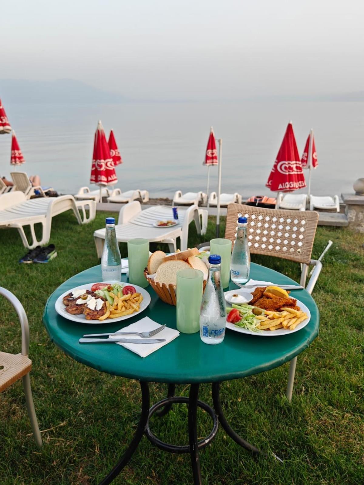 Hotel Ariston Struga Buitenkant foto