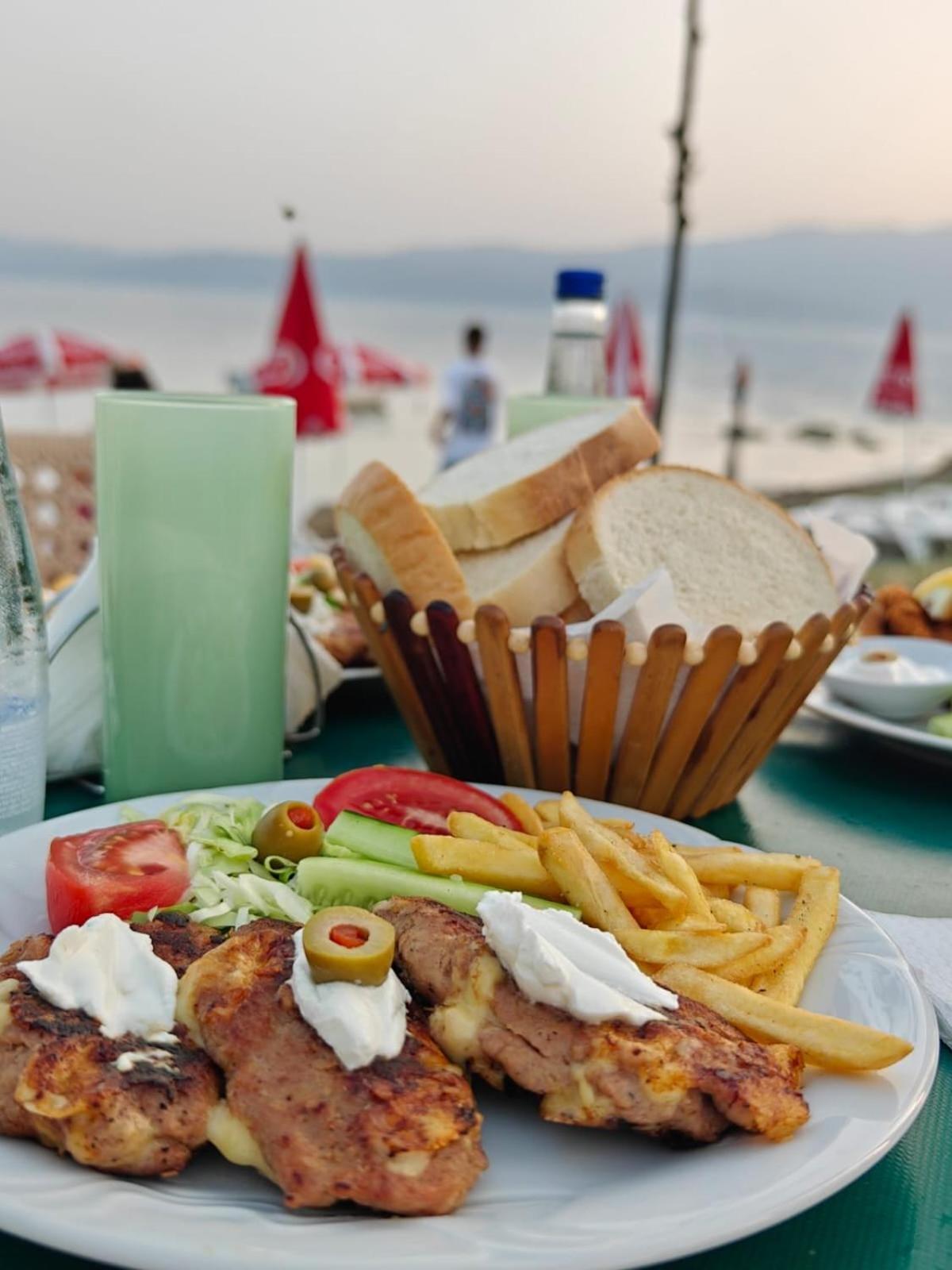 Hotel Ariston Struga Buitenkant foto