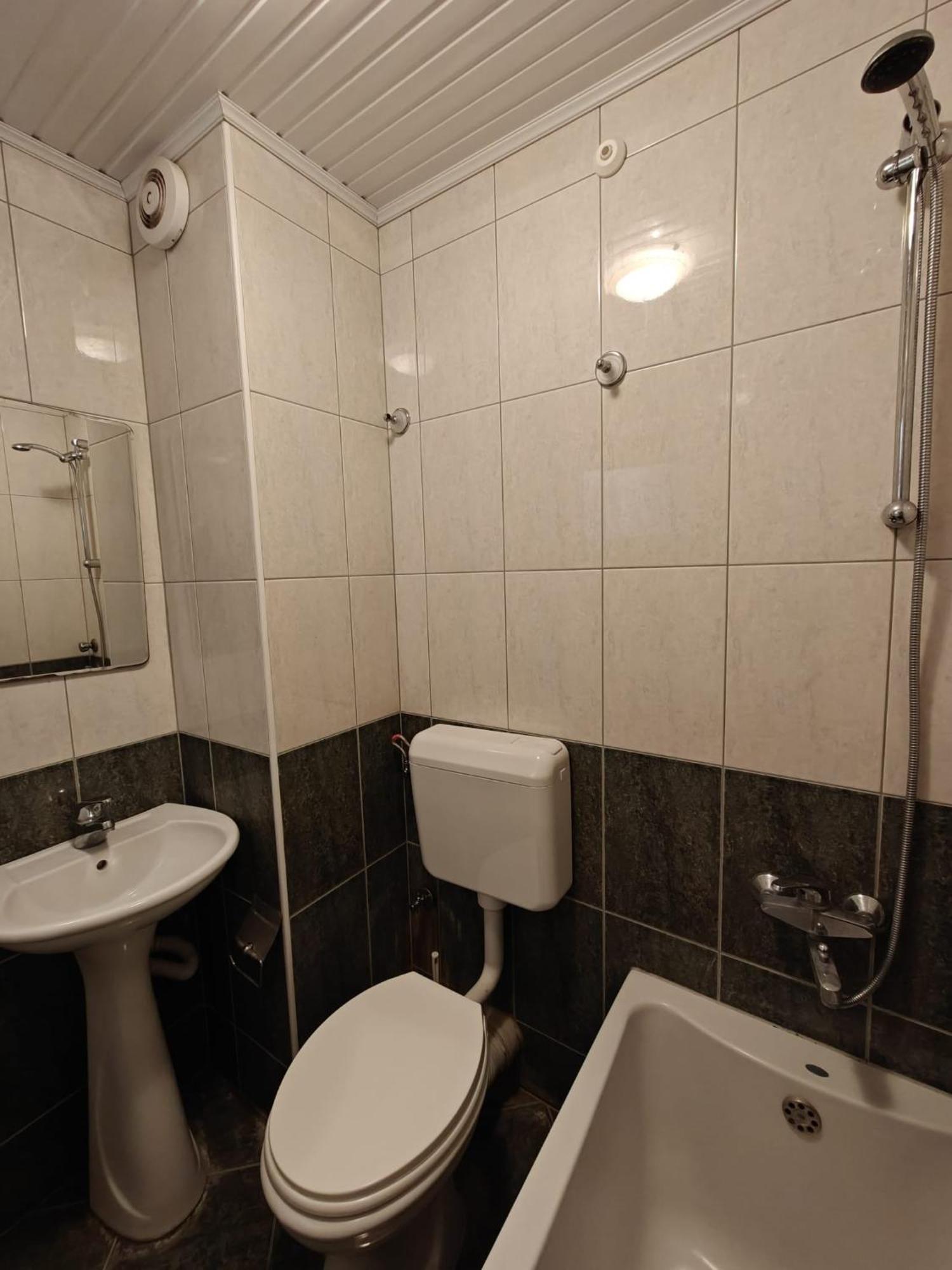 Hotel Ariston Struga Buitenkant foto