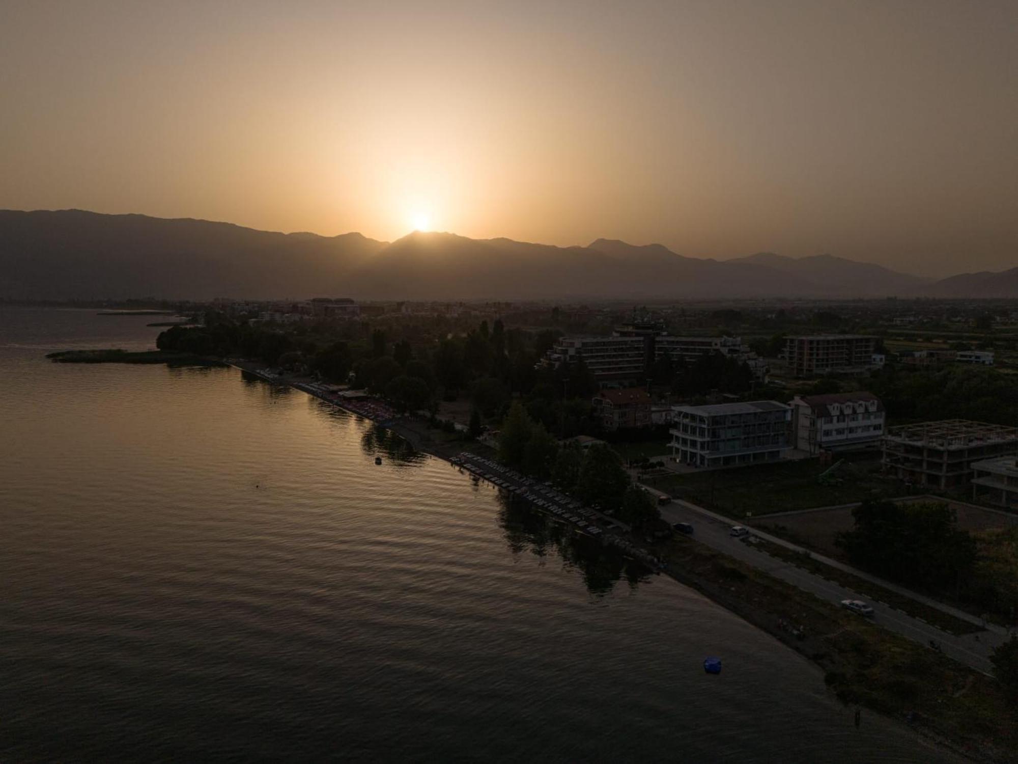 Hotel Ariston Struga Buitenkant foto