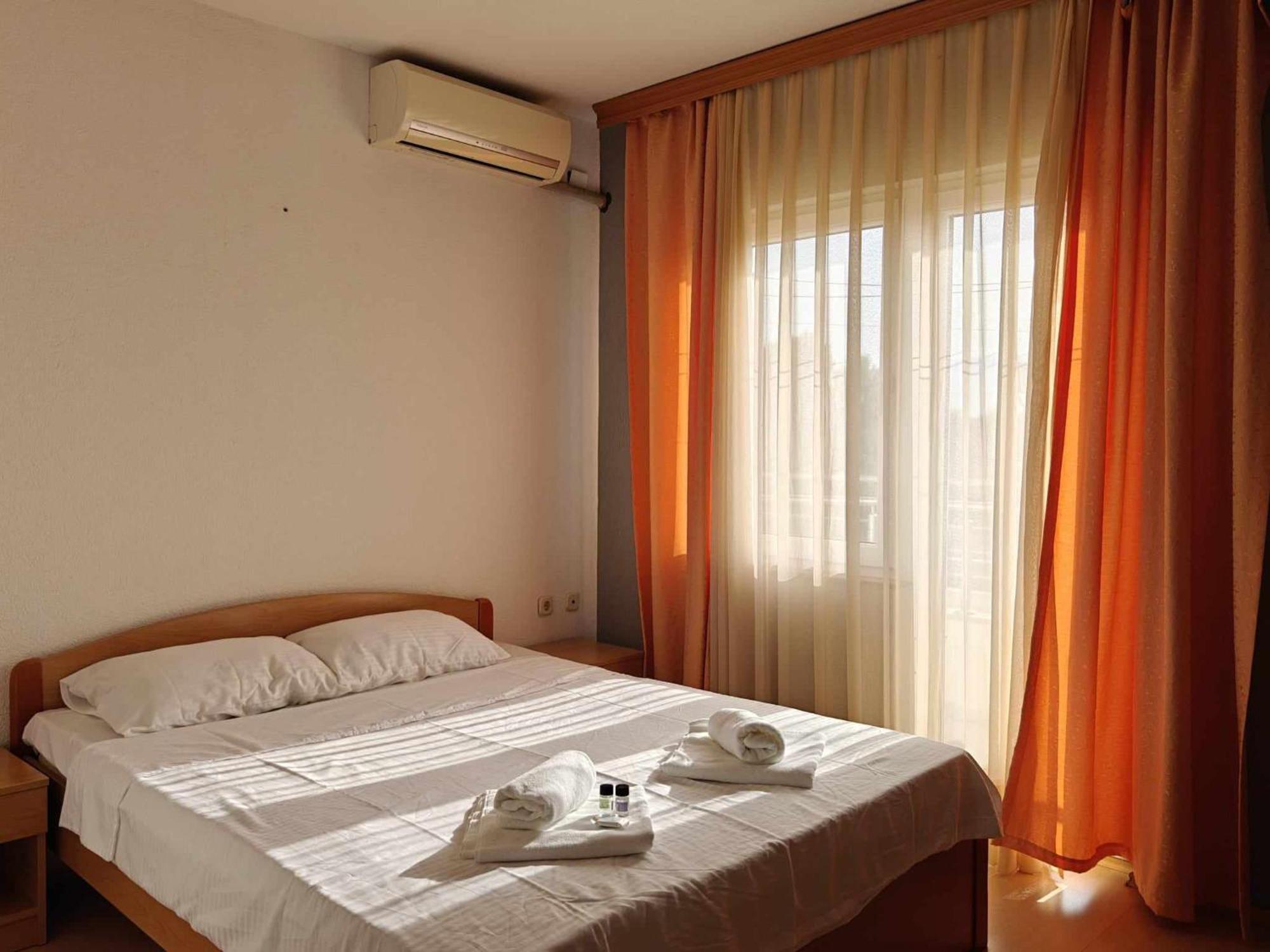 Hotel Ariston Struga Buitenkant foto